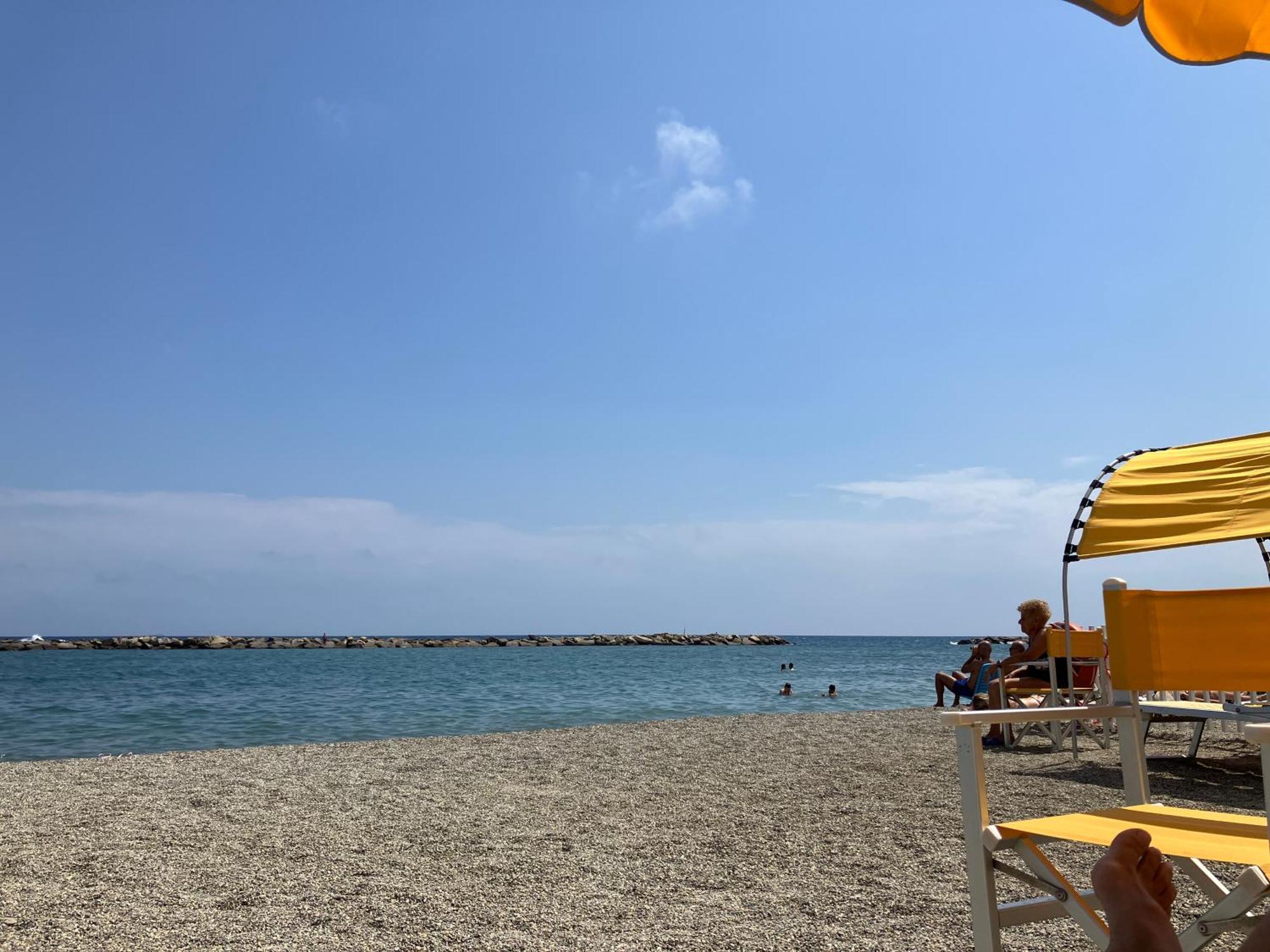 Aria Luce Mare Appartement San Bartolomeo Al Mare Buitenkant foto