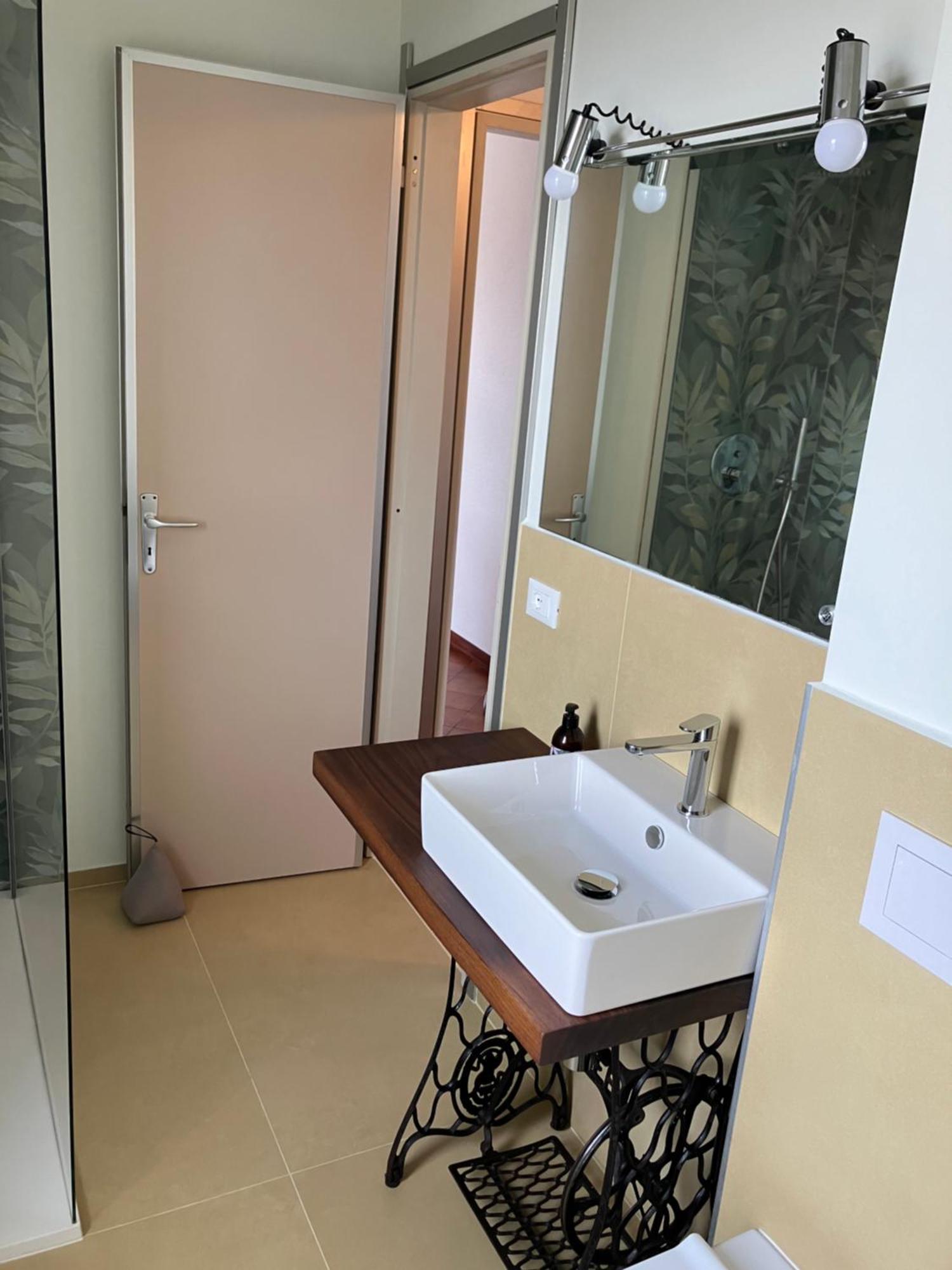Aria Luce Mare Appartement San Bartolomeo Al Mare Buitenkant foto